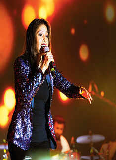 Sunidhi Chauhan performs at Hysteria