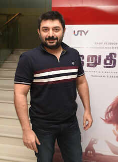 Irudhi Suttru: Premiere