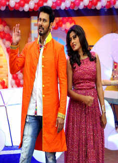 Comedy Classes: On the sets