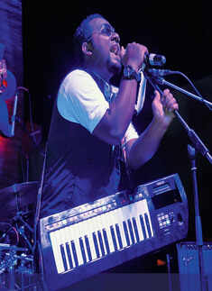 D'Whetstone performs at club