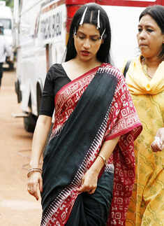 Hot Konkona Sen Sharma