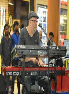 Scott Kinsey @ City Mall