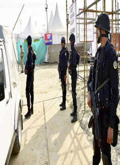 Sri Sri's group to pay Rs 5 crore in 3 weeks