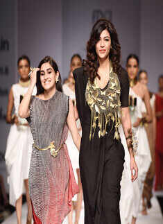 AIFW AW '16: Day 3: Vasundhara