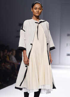 AIFW AW '16: Day 4: LOVE BIRDS