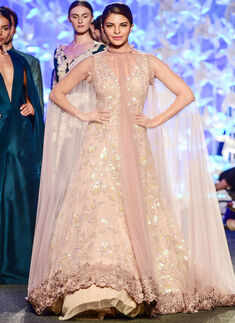 LFW '16: Manish Malhotra