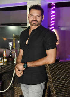 Sadhana & Poonam host b'day party