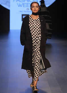 LFW '16 Day 2: Aish by #IndiaCollective