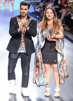 LFW '16 Day 4: Farah Sanjana