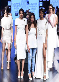 LFW '16 Day 4: Taneya Khanuja