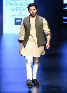 LFW '16 Day 4: Kunal Rawal