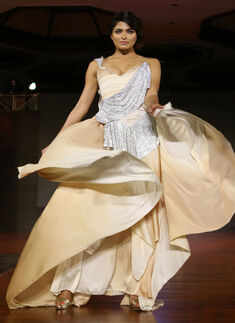 BMW 7 Series: Launch