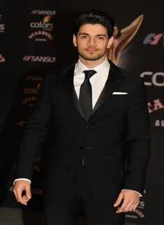 Awards & Performances