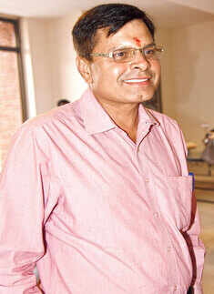 Socialites @ art exhibition