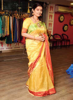 Socialites celebrate Tamil New Year