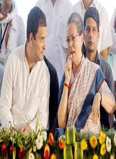 Congress tries to shield Gandhis from Ishrat fire