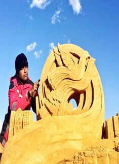 Sudarsan Pattnaik wins gold in sand art contest