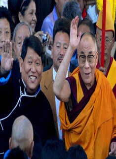 Dorji Khandu, Dalai Lama