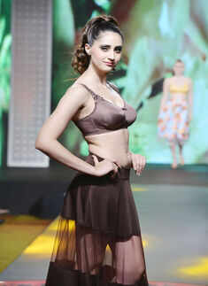 Triumph lingerie fashion show '16