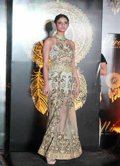 Karishma @ store launch