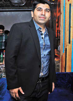 The Junkyard Cafe: Launch party