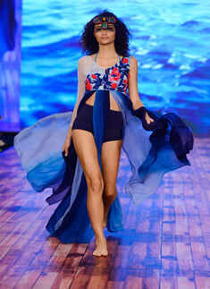 IBFW 2016: Day 2: Chinar's Couture