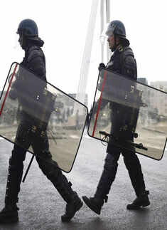 France labour clashes intensify