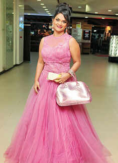 Sneha&rsquo;s b&rsquo;day party