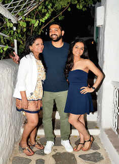 Saturday night party