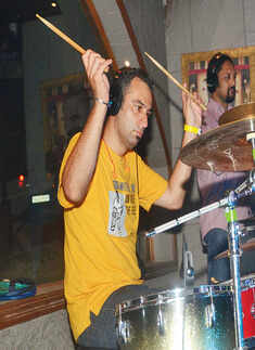 Party @ The Flying Saucer Cafe V2.0