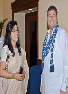 Socialites unite for a cause