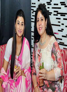 Party @ Connexions Bar