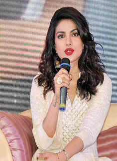 Bam Bam Bol Raha Hai Kashi: Press Meet