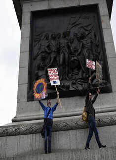 London shows love for Europe