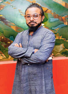 Urvashi launches fashion portal