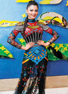 Urvashi launches fashion portal