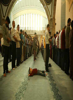 Eid Al-Fitr Around the World