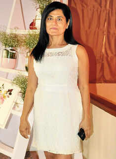 Socialites @ Exhibition