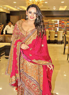 Wedding store: Launch