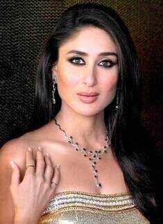Kareena Kappor in jewellery ad