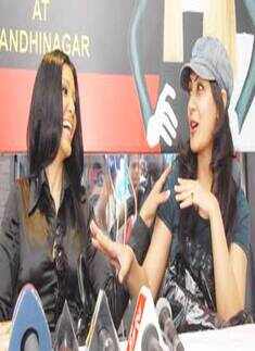 Hot Rimi Sen, Koena Mitra pics 