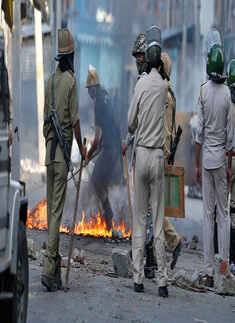 China 'concerned' over Kashmir clashes