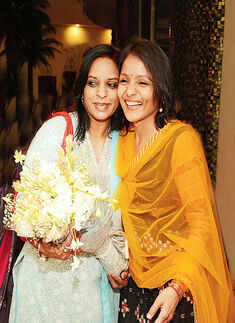 Socialites @ Exhibition