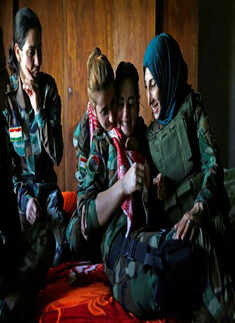 Yazidi women fight ISIS