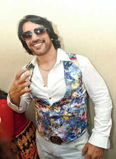 Sonu @ Salon launch