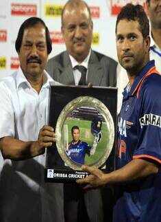 Ind. beat SL by 7 wickets