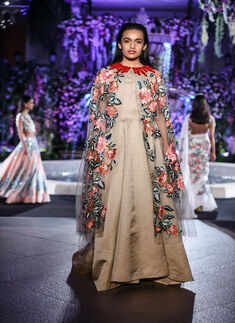 LFW '16: Day 2: Manish Malhotra