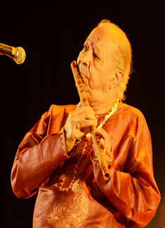 Pt Subhankar Banerjee's 50th b'day celebrations