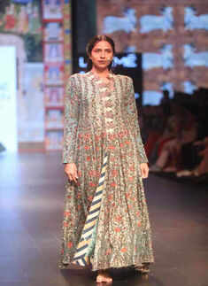 LFW '16: Day 4: Divya Sheth