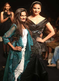 LFW '16: Day 4: Eshaa Amiin